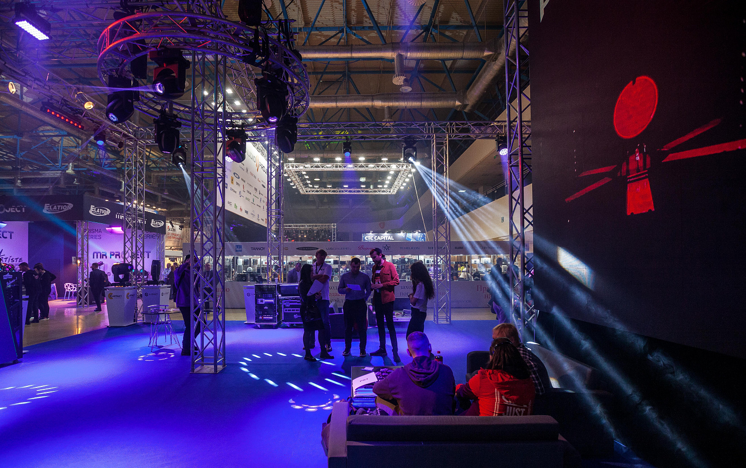 Выставка Light+Audio Tec 2022 глазами команды SCENA